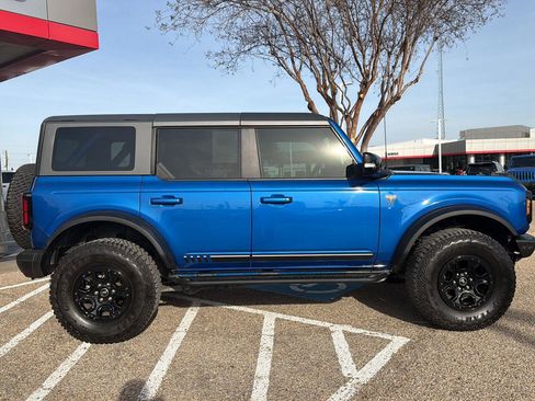 Used 2021 Ford Bronco First Edition image 2