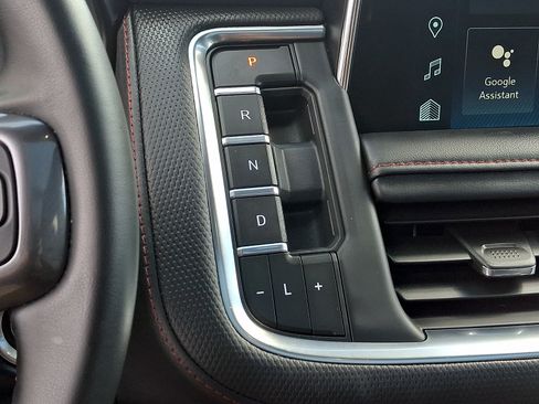 Certified 2023 Chevrolet Suburban RST AWD/4WD image 16