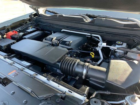 Certified 2024 Chevrolet Colorado ZR2 AWD/4WD image 28
