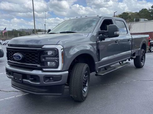 Used 2024 Ford F250 XL w/ STX Appearance Package image 7