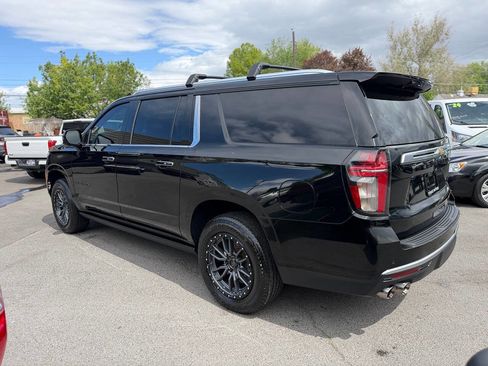 Used 2021 Chevrolet Suburban High Country image 24