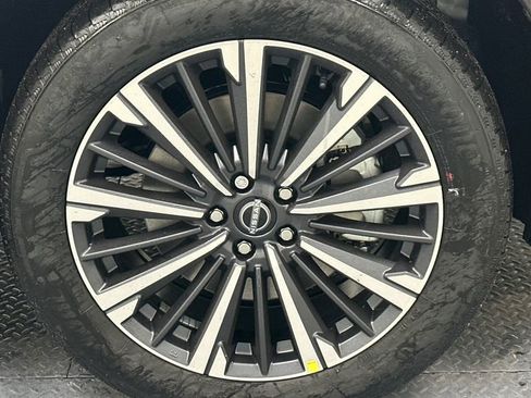 New 2026 Nissan Pathfinder Platinum w/ Cargo Package image 16