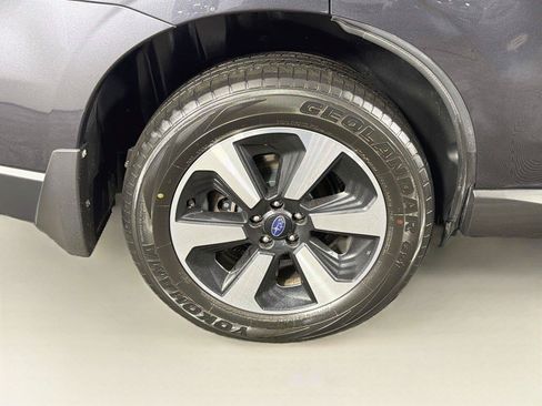 Used 2017 Subaru Forester 2.5i w/ Alloy Wheel Package AWD/4WD image 32