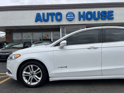 Used 2018 Ford Fusion SE w/ Equipment Group 602A FWD image 36