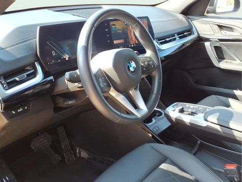 Used 2026 BMW X2 xDrive28i AWD/4WD image 8