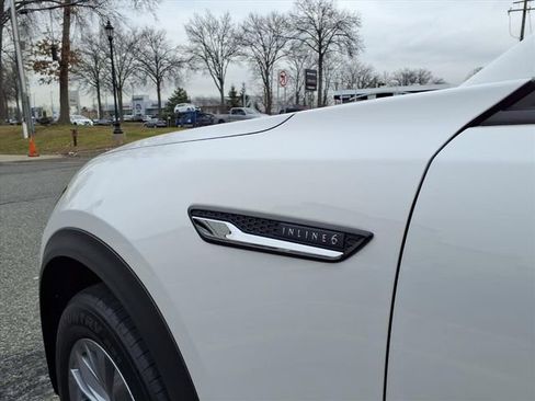 Used 2025 MAZDA CX-90 3.3 Turbo w/ Preferred Package image 9