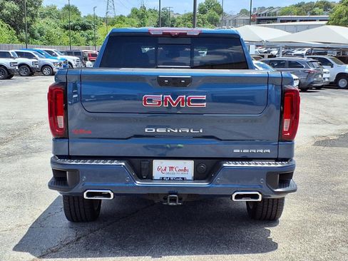 Used 2024 GMC Sierra 1500 Denali w/ Denali Reserve Package AWD/4WD image 7