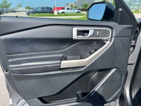 Used 2023 Ford Explorer XLT w/ Equipment Group 202A image 24