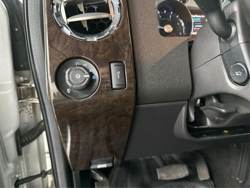 Used 2016 Ford F350 Platinum image 18