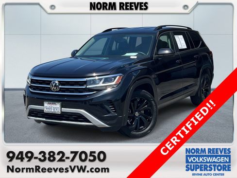 Certified 2023 Volkswagen Atlas SE w/ Black Wheel Package FWD image 1