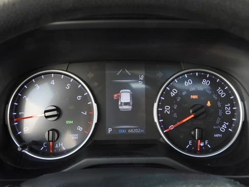 Used 2019 Toyota RAV4 XLE image 54