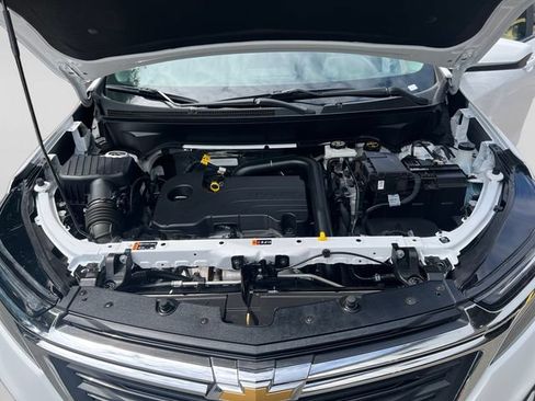 Used 2024 Chevrolet Equinox LT AWD/4WD image 19