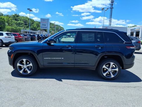 New 2026 Jeep Grand Cherokee Limited AWD/4WD image 7