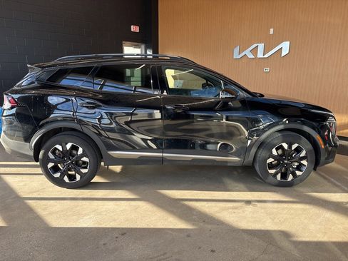 Used 2024 Kia Sportage X-Line w/ X-Line Premium Package image 16