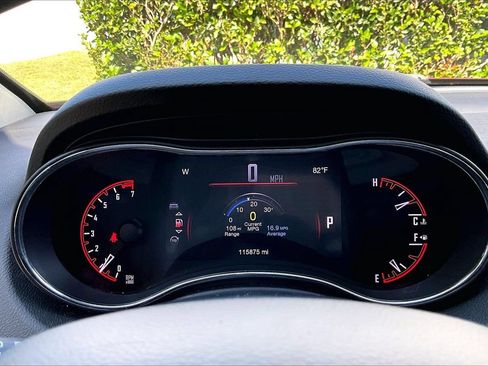 Used 2016 Dodge Durango Limited w/ Nav & Power Liftgate Group RWD image 10