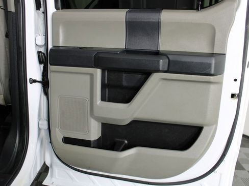 Used 2022 Ford F350 XL w/ Power Equipment Group image 31