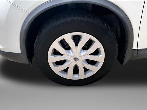 Used 2020 Nissan Rogue S AWD/4WD image 3