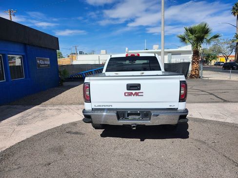 Used 2018 GMC Sierra 1500 SLT image 12