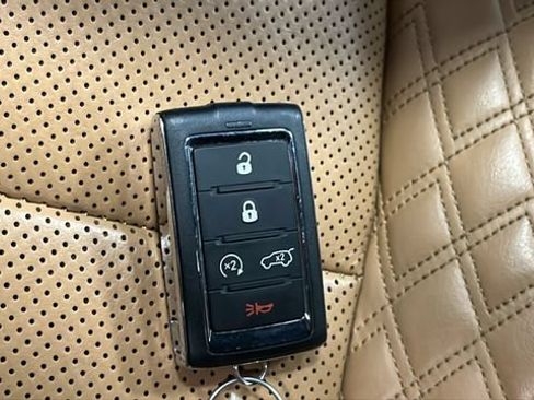 Used 2023 Jeep Grand Cherokee L Summit w/ Advanced Protech Group IV AWD/4WD image 20