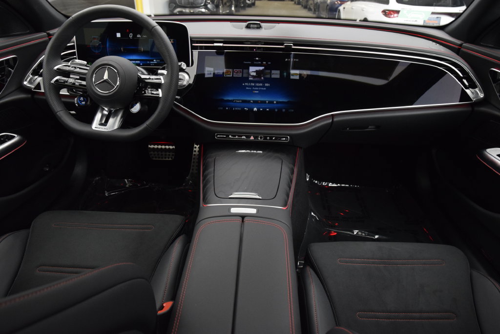 New 2026 Mercedes-Benz E 53 AMG e 4MATIC Sedan image 20