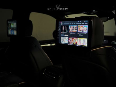 Used 2025 Cadillac Escalade Sport w/ Touring Package AWD/4WD image 25
