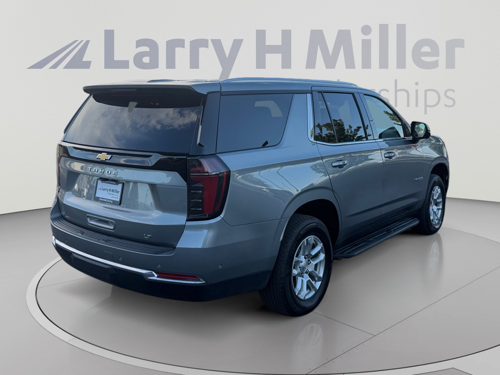 Certified 2025 Chevrolet Tahoe LT AWD/4WD image 5