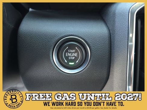 New 2026 GMC Acadia Denali w/ Super Cruise Package FWD image 28
