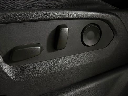 Used 2024 Chevrolet Silverado 2500 LT image 22