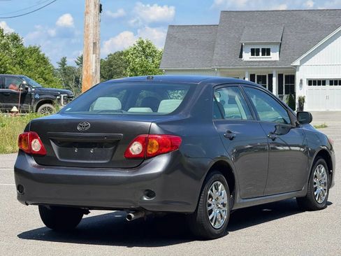 Used 2010 Toyota Corolla LE FWD image 6