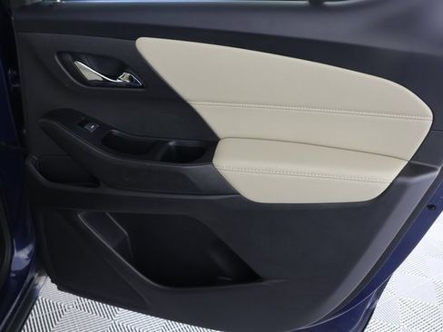 Used 2023 Chevrolet Traverse LT w/ LPO, Cargo Package image 28