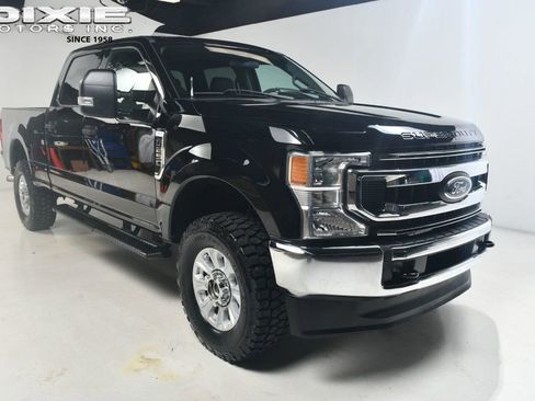 Used 2020 Ford F250 XLT w/ Snow Plow Prep Package image 1