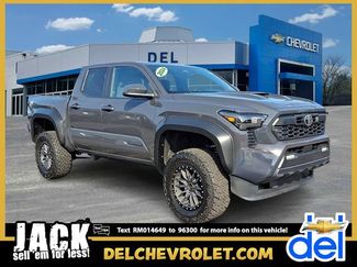 Used 2024 Toyota Tacoma TRD Sport AWD/4WD video 1