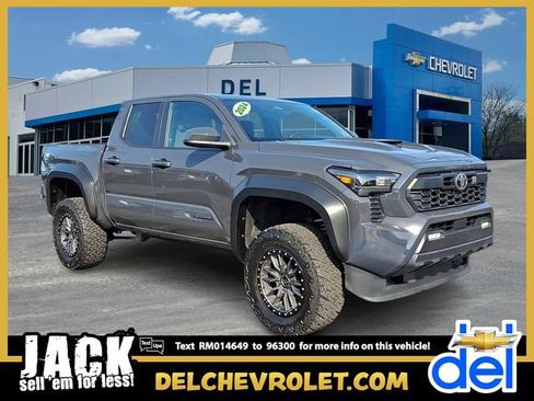 Used 2024 Toyota Tacoma TRD Sport AWD/4WD image 1