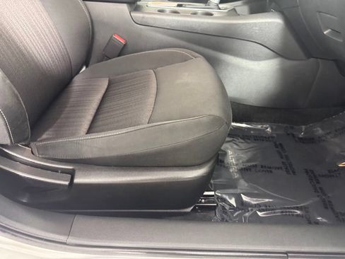 Used 2025 Nissan Altima 2.5 SV FWD image 34
