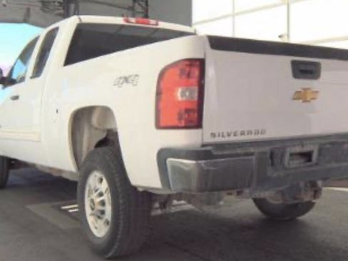 Used 2013 Chevrolet Silverado 2500 LT w/ Interior Plus Package image 10