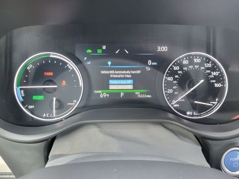 Used 2023 Toyota Sienna Platinum image 21