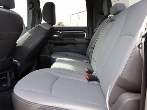 Used 2024 RAM 2500 Big Horn w/ Bed Utility Group image 17