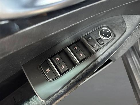 Used 2023 Kia Forte GT-Line w/ GT-Line Premium Package FWD image 31