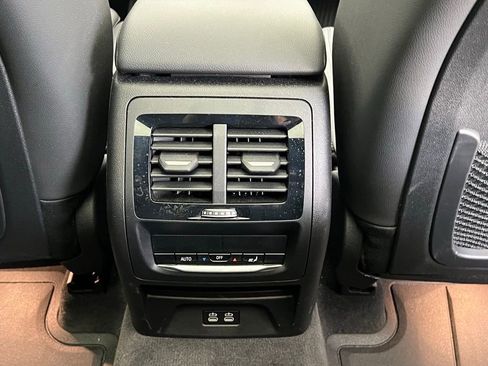 Certified 2024 BMW X3 sDrive30i w/ Premium Package w/ZPA image 9