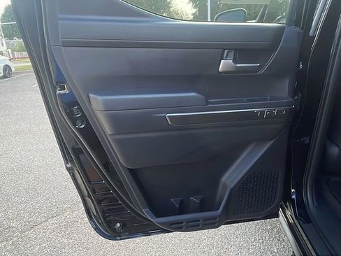 New 2025 Toyota Tacoma TRD Off-Road image 17