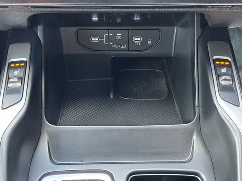 Used 2025 Kia Sorento S w/ Panoramic Sunroof Package AWD/4WD image 29