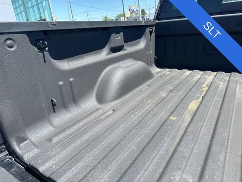 Used 2017 GMC Sierra 1500 SLT AWD/4WD image 33