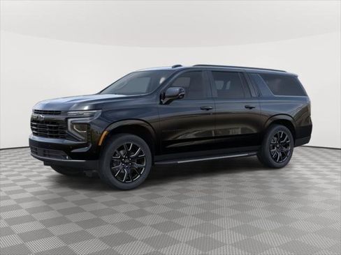 New 2026 Chevrolet Suburban RST w/ Comfort Package image 2