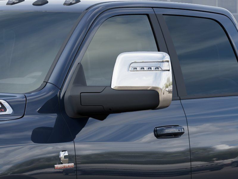 New 2026 RAM 2500 Laramie AWD/4WD image 13