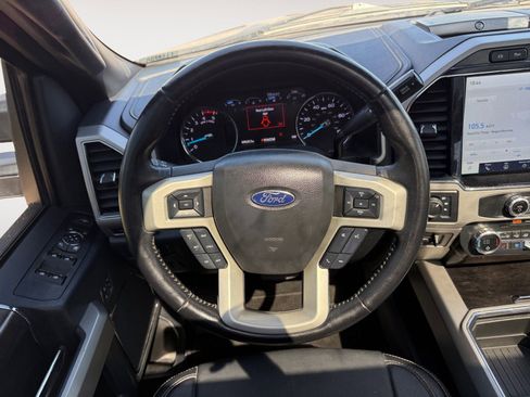 Used 2022 Ford F250 Lariat w/ Lariat Ultimate Package AWD/4WD image 12