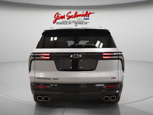 Used 2025 Chevrolet Traverse RS AWD/4WD image 5
