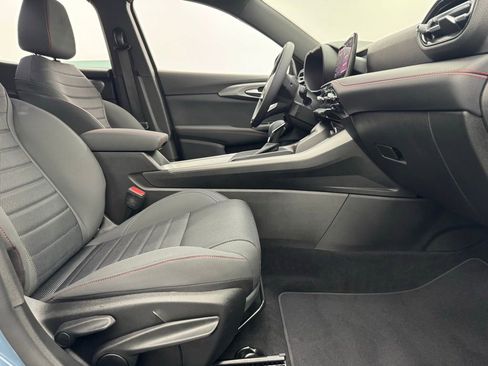 Used 2024 Dodge Hornet GT w/ GT Blacktop Package image 31