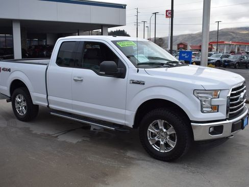 Used 2017 Ford F150 XLT w/ Equipment Group 301A Mid image 9