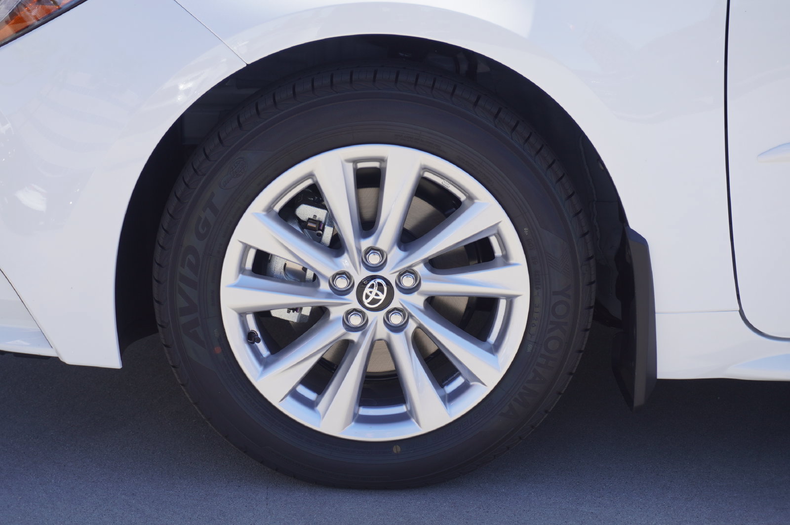Certified 2027 Toyota Corolla LE w/ LE Premium Package FWD image 18