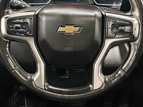 Used 2019 Chevrolet Silverado 1500 LTZ w/ LTZ Premium Package AWD/4WD image 5